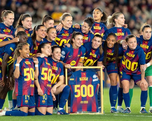 Spain-Football-Women Champions League - FC Barcelona, Barca v Real Madrid CF in Barcelona, Spain. Barcelona, Spain, 2, April, 2026. FC Barcelona women players celebrate the victory and the 500 matches of (11) Alexia Putellas as a FC Barcelona player during Women Champions League match between FC Barcelona and Real Madrid CF in Spotify Camp Nou Stadium, Barcelona, Spain, on April 2, 2026. Barcelona Spotify Camp Nou Stadium Barcelona Spain