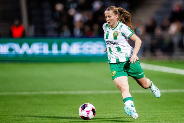 260402 Fanny Peterson of Hammarby during the UEFA Women s Europa Cup semifinal between Hammarby and Sparta Prague on April 2, 2026 in Stockholm. Photo: Kenta Jönsson BILDBYRAN COP 210 KJ0331 fotboll football soccer fotball europa cup hammarby sparta prague uefa womens europa cup semifinal dam bbeng Copyright: KENTAxJÖNSSON BB260402KJ081
