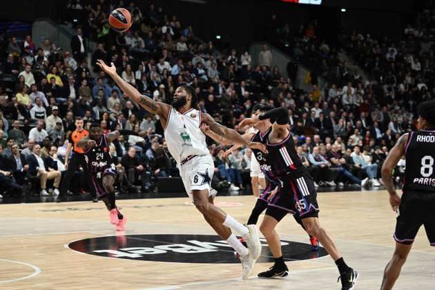 Devin Booker Paris Basketball - EA7 Emporio Armani Olimpia Milano EuroLeague 2025-26 Parigi, 02 04 2026 Foto M.Ceretti Ciamillo-Castoria Parigi  Copyright: xMassimoxCerettix