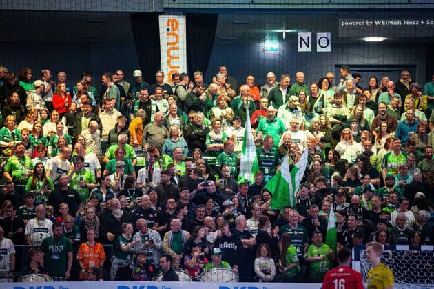 02.04.2026, xovx, Handball Daikin Handball Bundesliga, HSG Wetzlar - TVB Stuttgart Fans der HSG Wetzlar in der Buderus-Arena Wetzlar Buderus-Arena Hessen Deutschland (DE)