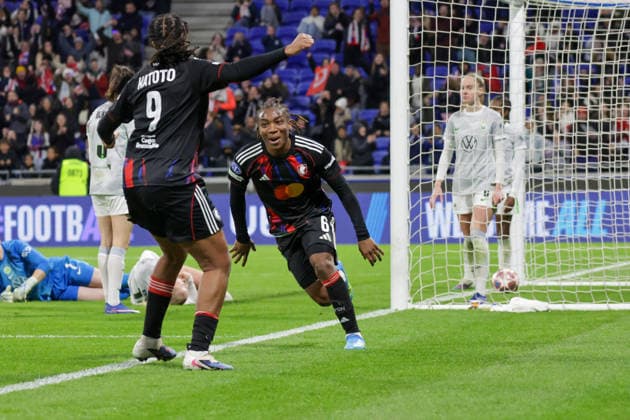 02.04.2026, xgrfx, Fussball UEFA Women s Champions League Viertelfinale , OL Lyonnes - VfL Wolfsburg v.l. Tor, Melchie Dumornay zum 2:0 (OL Lyonnes) (DFL DFB REGULATIONS PROHIBIT ANY USE OF PHOTOGRAPHS as IMAGE SEQUENCES and or QUASI-VIDEO) Lyon