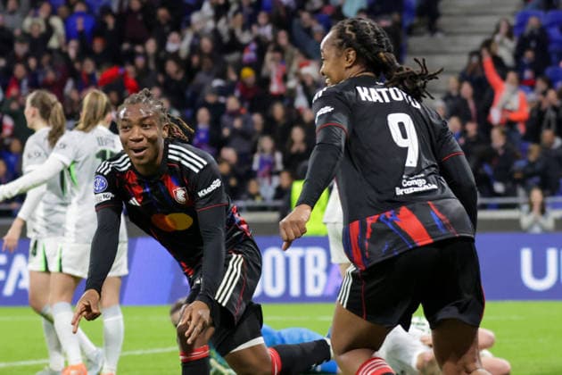 02.04.2026, xgrfx, Fussball UEFA Women s Champions League Viertelfinale , OL Lyonnes - VfL Wolfsburg v.l. Tor, Melchie Dumornay zum 2:0 (OL Lyonnes) (DFL DFB REGULATIONS PROHIBIT ANY USE OF PHOTOGRAPHS as IMAGE SEQUENCES and or QUASI-VIDEO) Lyon