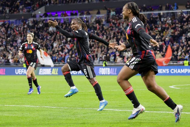 02.04.2026, xgrfx, Fussball UEFA Women s Champions League Viertelfinale , OL Lyonnes - VfL Wolfsburg v.l. Tor, Melchie Dumornay zum 2:0 (OL Lyonnes) (DFL DFB REGULATIONS PROHIBIT ANY USE OF PHOTOGRAPHS as IMAGE SEQUENCES and or QUASI-VIDEO) Lyon