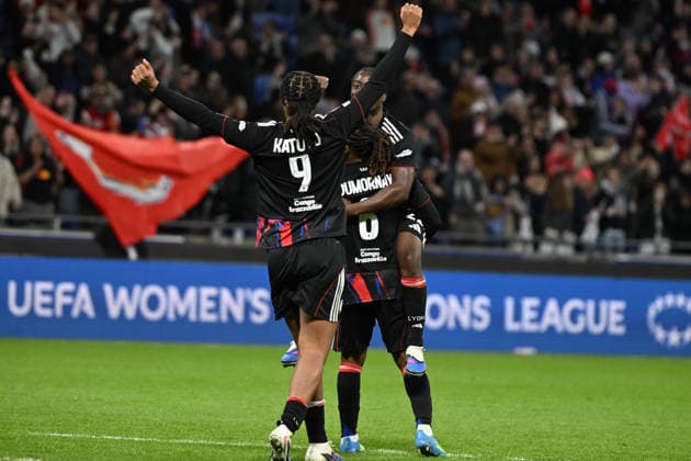 Football : OL Lyonnes vs Wolfsburg- UEFA Women s Champions League - 02 04 2026 Tabitha CHAWINGA of OL Lyonnes during the second leg of the UEFA Women s Champions League 2025 26 quarter-final between VfL Wolfsburg and OL Lyonnes at Groupama Stadium Decines Charpieu Lyon on April 02 2026 , France LYONFrance  Copyright: xMouradxAllilix