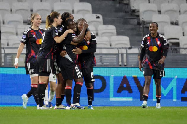 02.04.2026, xgrfx, Fussball UEFA Women s Champions League Viertelfinale , OL Lyonnes - VfL Wolfsburg v.l. Tor, Tabitha Chawinga zum 4:0 (OL Lyonnes) (DFL DFB REGULATIONS PROHIBIT ANY USE OF PHOTOGRAPHS as IMAGE SEQUENCES and or QUASI-VIDEO) Lyon