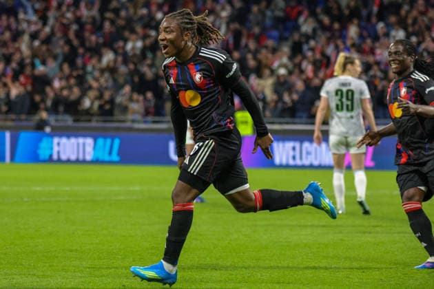 Lyon, Frankreich: 02. April 2026 - UEFA Women™s Champions League - Viertelfinale - Rückspiel - OL Lyonnes vs. VfL Wolfsburg Frauen Im Bild: Torschützin Melchie Dumornay (OL Lyonnes) macht das Tor zum 2:0 für Lyon und jubelt Copyright: HMBxMedia MadeleinexFantini