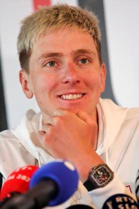 press conference, PK, Pressekonferenz UAE Team Emirates - XRG 03 04 2026 WAREGEM, BELGIUM - APRIL 03 : Pogacar Tadej (SLO) of UAE Team Emirates XRG talking to the press during a press conference of team UAE Team Emirates - XRG ahead of the 110th edition of Ronde van Vlaanderen an UCI World Tour 1.UWT one day cycling road race for Men Elite of 271 km with start in Antwerpen and finish in Oudenaarde on April 3, 2026 in Waregem, Belgium, 03 04 2026 Waregem Belgium  Copyright: xGiannixBarbieuxx