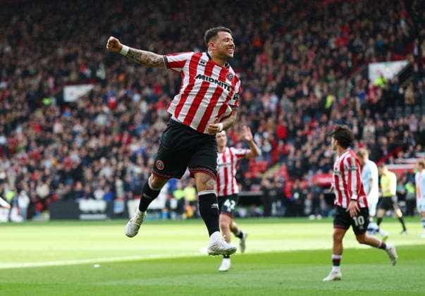 Sheffield, England, 3rd April 2026. Gustavo Hamer of Sheffield United celebrates scoring the first goal during the Sheffield United vs Swansea City Sky Bet Championship match at Bramall Lane, Sheffield. Picture credit should read: Simon Bellis Sportimage EDITORIAL USE ONLY. No use with unauthorised audio, video, data, fixture lists, club league logos or live services. Online in-match use limited to 120 images, no video emulation. No use in betting, games or single club league player publications. SPI_025_SB_Sheff_Utd_Swansea SPI-4660-0004
