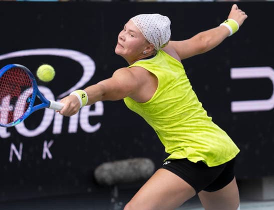 April 3, 2026: Diana Schnaider (RUS) loses to Jessica Pegula (USA) 3-6, 6-3, 6-2, at the Credit One Charleston Open being played at Credit One Staduim in Charleston, South Carolina, {USA} Ã‚ Tennisclix Charleston USA - ZUMAc04_ 20260403_zma_c04_017 Copyright: xLesliexBillmanx