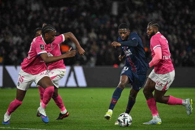Ligue 1 PSG vs Toulouse FC - FA Paris Saint-Germain’s forward Ousmane Dembele fights for the ball during the French L1 football match between Paris Saint-Germain and Toulouse FC at the Parc des Princes stadium in Paris on April 3, 2026. Photo by Firas Abdullah ABACAPRESS.COM Paris Île-de-France France  Copyright: xAbdullahxFiras ABACAx