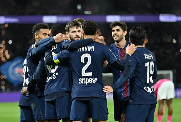 PSG vs Toulouse: French Ligue 1 PARIS, FRANCE - APRIL 03: Players of Paris Saint - Germain celebrate after a score during the French Ligue 1 (L1) soccer match between Paris Saint-Germain (PSG) and Toulouse FC at Parc des Princes stadium in Paris, France on April 03, 2026. Mustafa Yalcin Anadolu Paris France. Editorial use only. Please get in touch for any other usage.  Copyright: x2026xAnadoluxMustafaxYalcinx