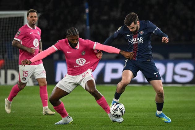 Ligue 1 PSG vs Toulouse FC - FA Paris Saint-Germain’s forward Khvicha Kvaratskhelia fights for the ball during the French L1 football match between Paris Saint-Germain and Toulouse FC at the Parc des Princes stadium in Paris on April 3, 2026. Photo by Firas Abdullah ABACAPRESS.COM Paris Île-de-France France  Copyright: xAbdullahxFiras ABACAx