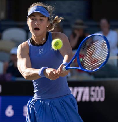 April 3, 2026: Iva Jovic (USA) defeated Anna Kalinskaya (RUS) 6-3, 6-4 at the Credit One Charleston Open being played at Credit One Staduim in Charleston, South Carolina USA Ã‚ Tennisclix Charleston USA - ZUMAc04_ 20260403_zma_c04_080 Copyright: xLesliexBillmanx
