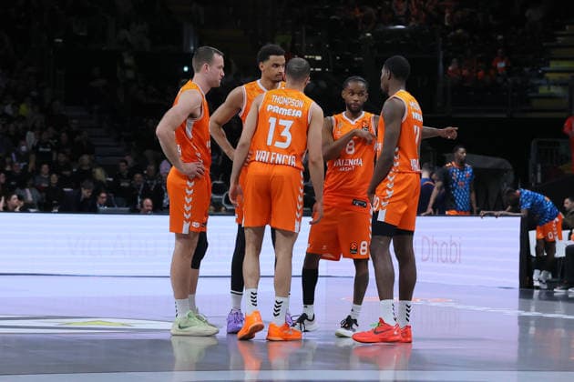 valencia prepartita during Virtus Bologna vs Valencia BC, Basketball Euroleague match in Bologna, Italy, April 03 2026  Copyright: xValentinoxOrsini IPAxSportx xipa-agency.netx xx IPA_73742109 IPA_Agency_IPA73742109