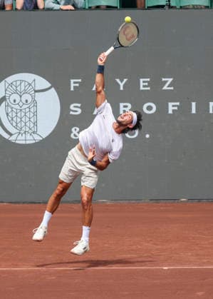 HOUSTON, TX - APRIL 03: Thiago Agustin Tirante (ARG) serves the ball during the singles quarterfinals of the Men™s Clay Court Championship on April 3, 2026 at River Oaks Country Club in Houston, Texas. (Photo by Leslie Plaza Johnson Icon Sportswire) TENNIS: APR 03 US Men s Clay Court Championship EDITORIAL USE ONLY Icon260403098