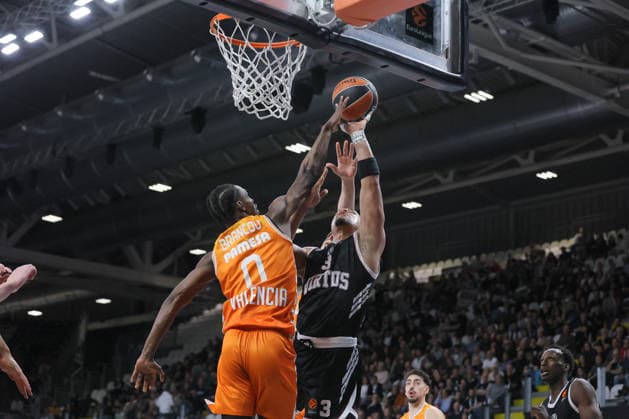 BASKET - Euroleague - Virtus Bologna vs Valencia BC 03 Carsen EDWARDS Virtus Bologna Match BASKETBALL - EUROLEAGUE Virtus Bologna vs Valencia Basket 03-04-2026 00 Brancou Badio Valencia Basket Match BASKETBALL - EUROLEAGUE Virtus Bologna vs Valencia Basket 03-04-2026 stoppata during Virtus Bologna vs Valencia BC, Basketball Euroleague match in Bologna, Italy, April 03 2026 Bologna Italy  Copyright: xIPAxSport ABACAx