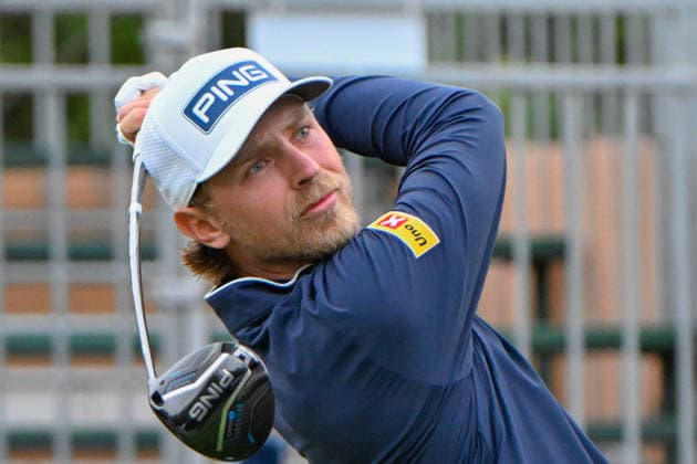 SAN ANTONIO, TX - APRIL 03: Kristoffer Reitan (NOR) watches his tee shot on 1 during the second round of the Valero Texas Open on April 3, 2026, at the AT&T Oaks Course at TPC San Antonio, San Antonio, Texas. (Photo by Ken Murray Icon Sportswire) GOLF: APR 03 PGA, Golf Herren Valero Texas Open EDITORIAL USE ONLY Icon2604030032