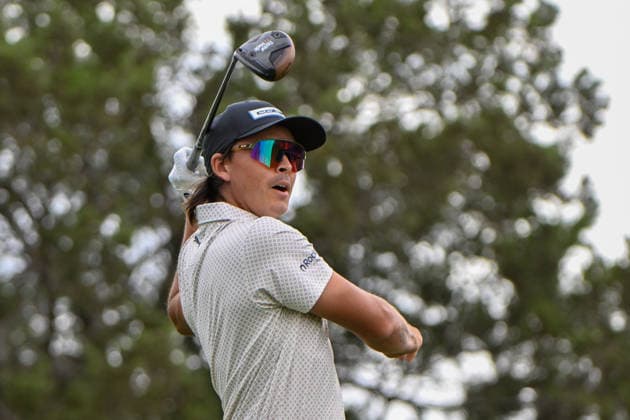 SAN ANTONIO, TX - APRIL 03: Rickie Fowler (USA) reacts to his tee shot on 11 during the second round of the Valero Texas Open on April 3, 2026, at the AT&T Oaks Course at TPC San Antonio, San Antonio, Texas. (Photo by Ken Murray Icon Sportswire) GOLF: APR 03 PGA, Golf Herren Valero Texas Open EDITORIAL USE ONLY Icon2604030372