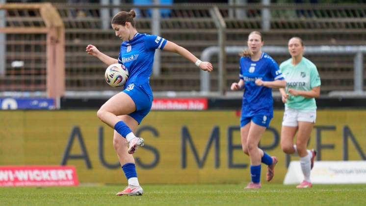 04.04.2026, Hänsch-Arena, Meppen, GER, 2. Bundesliga, Frauen: SV Meppen vs SC Sand, Anouk Blaschka (SV Meppen 10) DFL REGULATIONS PROHIBIT ANY USE OF PHOTOGRAPHS AS IMAGE SEQUENCES AND OR QUASI-VIDEO. Meppen Niedersachsen Deutschland Hänsch-Arena