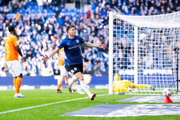 04.04.2026 - Fußball, 2025 2026, 2. Bundesliga, 28. Spieltag, DSC Arminia Bielefeld - SV Darmstadt 98: Semir Telalovic (Bielefeld) jubelt nach seinem Tor zum 1:1 DFL REGULATIONS PROHIBIT ANY USE OF PHOTOGRAPHS AS IMAGE SEQUENCES AND OR QUASI-VIDEO.