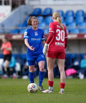 04.04.2026, Hänsch-Arena, Meppen, GER, 2. Bundesliga, Frauen: SV Meppen vs SC Sand, Chantal Schouwstra (SV Meppen 20) und Carla Steenken (SV Meppen 30) DFL REGULATIONS PROHIBIT ANY USE OF PHOTOGRAPHS AS IMAGE SEQUENCES AND OR QUASI-VIDEO. Meppen Niedersachsen Deutschland Hänsch-Arena