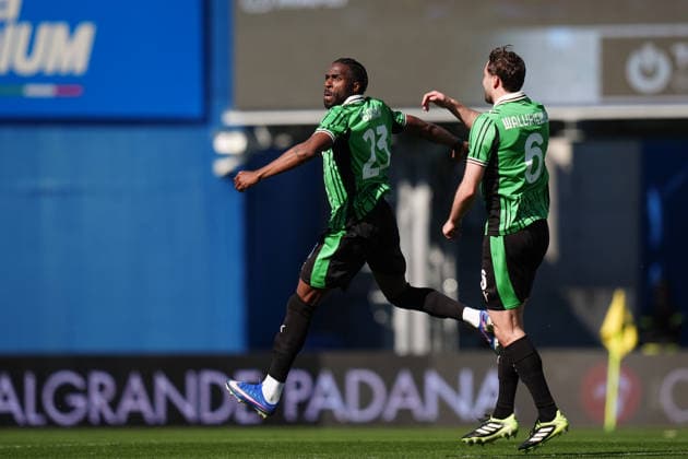 Sassuolo™s Ulisses Garcia goal 1-1 during the Serie A soccer match between Sassuolo and Cagliari at the Mapei Stadium CittÃ del Tricolore in Reggio Emilia, north Italy - Saturday, April 4, 2026 - - Soccer -  Copyright: xMassimoxPaolone LaPressex