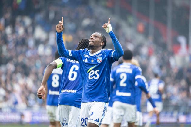FOOTBALL : Racing Strasbourg (RCS) vs Nice - ligue 1 - Strasbourg - 04 04 26 Joie des joueurs de l equipe de Racing Strasbourg apres le but de Martial Godo 20 (RCS)  Copyright: xelyxandroxcegarrax