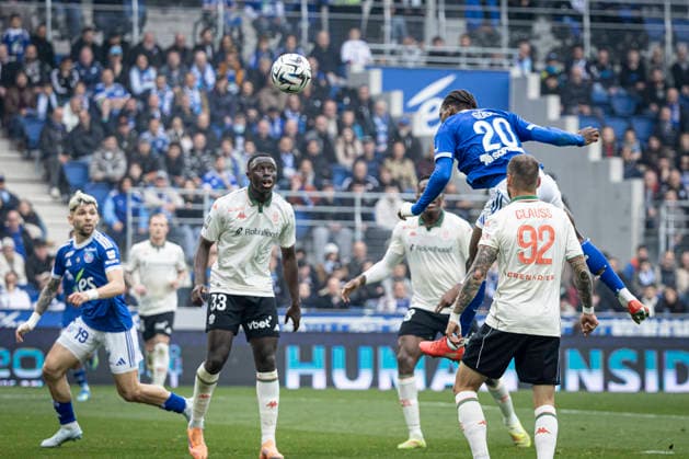 FOOTBALL : Racing Strasbourg (RCS) vs Nice - ligue 1 - Strasbourg - 04 04 26 but de Martial Godo 20 (RCS)  Copyright: xelyxandroxcegarrax
