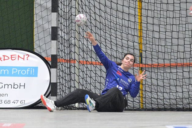 Joelle Arno (ESV 1927 Regensburg, 12) im Tor TG Nuertingen vs. ESV 1927 Regensburg, Alsco Handball 2.Bundesliga Frauen, 23.Ligaspieltag, Saison 2025 2026, 04.04.2026 TG Nuertingen vs. ESV 1927 Regensburg, Alsco Handball 2.Bundesliga Frauen, 23.Ligaspieltag, Saison 2025 2026, 04.04.2026 Nuertingen Copyright: xEibner-Pressefotox TobiasxBaurx EP_TBR