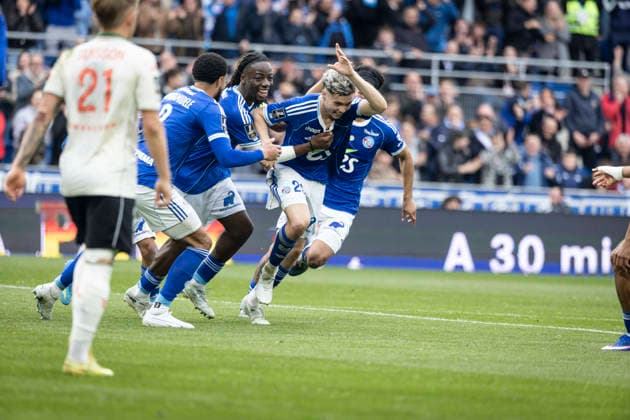 FOOTBALL : Racing Strasbourg (RCS) vs Nice - ligue 1 - Strasbourg - 04 04 26 Joie des joueurs de l equipe de Racing Strasbourg apres le but de Samir El Mourabet 29  Copyright: xelyxandroxcegarrax