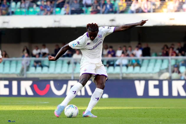 Fiorentina s Moise Kean ™s opportunity during the Serie A soccer match between Hellas Verona and Fiorentina at the Bentegodi Stadium in Verona, north west Italy - Saturday , April 4 , 2026. - Soccer .  Copyright: xPaolaxGarbuio Lapressex