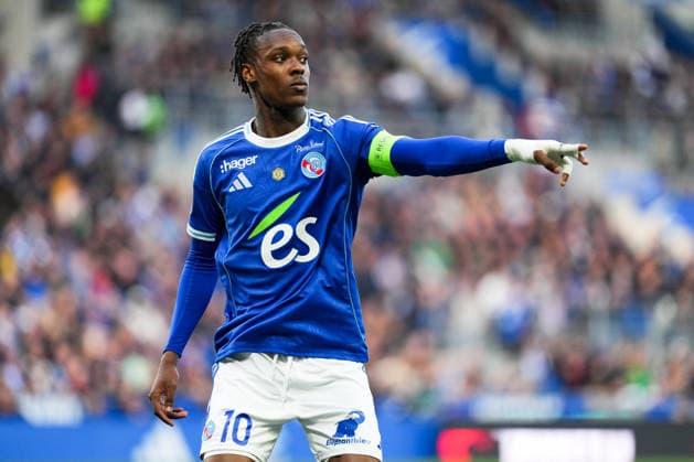 RC Strasbourg Alsace v OGC Nice - Ligue 1 McDonald s 2025 2026 10 Emmanuel Esseh EMEGHA (rcsa) during the Ligue 1 McDonald s match between Strasbourg and Nice at Stade de la Meinau on April 4, 2026 in Strasbourg, France. Strasbourg France  Copyright: xFEPx 776348343