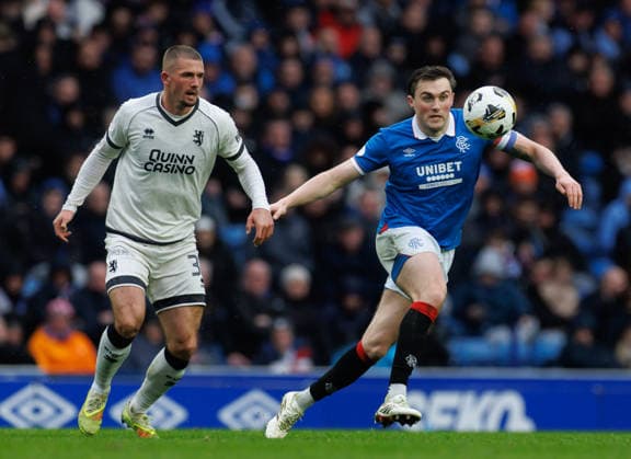 04.04.2026 Rangers v Dundee Utd: Max Watters and John Souttar  Copyright: xWilliexVassx NINTCHDBPICT001071437390