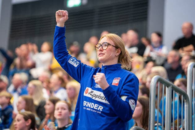 HSG Blomberg-Lippe (GER) vs. Borussia Dortmund (GER), Handball, 1. Handball Bundesliga Frauen, 22. Spieltag, 4.4.2026, Saision 2025 2026, Blomberg Marie Michalczik (HSG Blomberg-Lippe, 24) jubelt nach einer Parade Blomberg Sporthalle an der Ulmenallee Deutschland