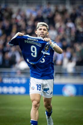 FOOTBALL : Racing Strasbourg (RCS) vs Nice - ligue 1 - Strasbourg - 04 04 26 Joie des joueurs de l equipe de Racing Strasbourg apres le but de Enciso Espinola Julio Cesar 19  Copyright: xelyxandroxcegarrax