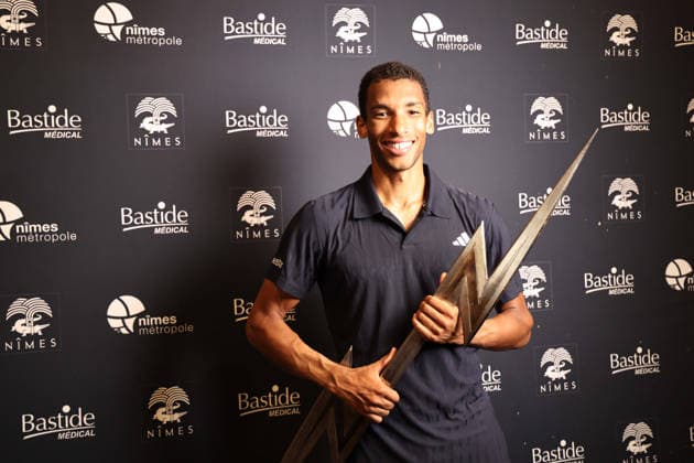 TENNIS : Bastide Medical UTS Nimes - 04 04 2026 NIMES, FRANCE : Â« The Gentle Warrior Â» Felix AUGER-ALIASSIME (1) vainqueur du Bastide Medical UTS Nimes, 1er evenement du tournoi 2026 de l™Ultimate Tennis Showdown aux Arenes de Nimes, le 4 avril 2026. NimesFrance  Copyright: xValentinaxClaretx