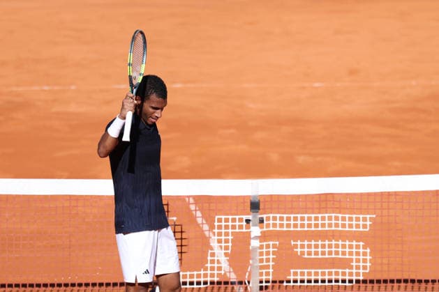 TENNIS : Bastide Medical UTS Nimes - 04 04 2026 NIMES, FRANCE : Â« The Gentle Warrior Â» Felix AUGER-ALIASSIME (1) vainqueur du Bastide Medical UTS Nimes, 1er evenement du tournoi 2026 de l™Ultimate Tennis Showdown aux Arenes de Nimes, le 4 avril 2026. NimesFrance  Copyright: xValentinaxClaretx