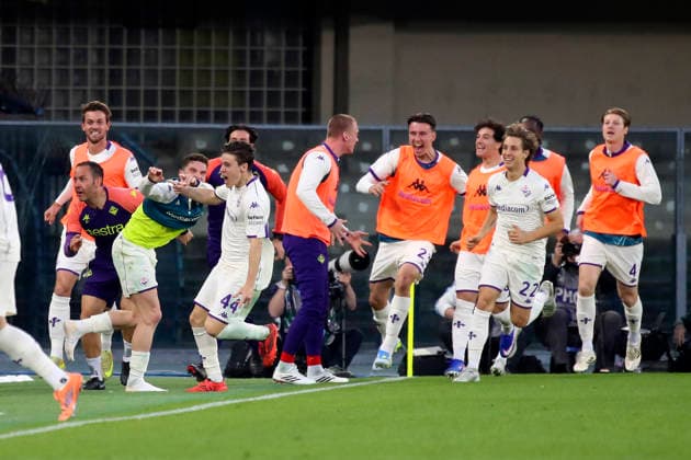 Fiorentina s Nicolo Fagioli celebration goal 0-1 during the Serie A soccer match between Hellas Verona and Fiorentina at the Bentegodi Stadium in Verona, north west Italy - Saturday , April 4 , 2026. - Soccer .  Copyright: xPaolaxGarbuio Lapressex