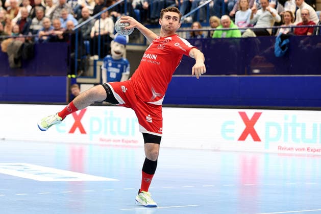 04.04.2026, xsscx, Handball, HBL, TBV Lemgo-Lippe - MT Melsungen, Saison 2025 2026 Herren, PHOENIX CONTACT arena: Florian Drosten (MT Melsungen 18) beim 7-Meter wurf Photo: xSandraxScherningxPressefotoKochx Nordrhein-Westfalen Deutschland