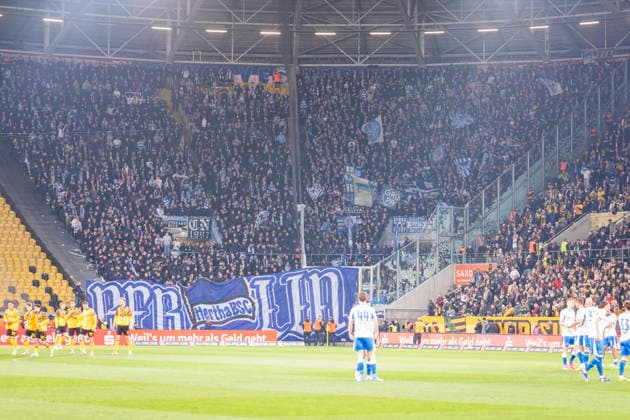 04.04.2026, xomx, Fussball 2.Bundesliga, Dynamo Dresden - Hertha BSC Berlin v.l. Fans Hertha (DFL DFB REGULATIONS PROHIBIT ANY USE OF PHOTOGRAPHS as IMAGE SEQUENCES and or QUASI-VIDEO) Dresden *** 04 04 2026, xomx, Soccer 2 Bundesliga, Dynamo Dresden Hertha BSC Berlin v l Fans Hertha DFL DFB REGULATIONS PROHIBIT ANY USE OF PHOTOGRAPHS as IMAGE SEQUENCES and or QUASI VIDEO Dresden