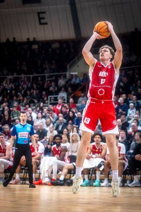 Barmer 2. Basketball Bundesliga ProA: Bayer Giants Leverkusen vs. RheinStars Koeln, 04.04.26 Leverkusen, 04.04.26 - Adam Paige (RheinStars Köln, 13) während des Spiels der Barmer 2. Basketball Bundesliga ProA: Bayer Giants Leverkusen vs. RheinStars Koeln in der Ostermann Arena in Leverkusen. Copyright: xBEAUTIFULxSPORTS LeahxKohringx