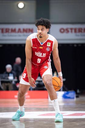 Barmer 2. Basketball Bundesliga ProA: Bayer Giants Leverkusen vs. RheinStars Koeln, 04.04.26 Leverkusen, 04.04.26 - Maximilian Begue (RheinStars Köln, 9) während des Spiels der Barmer 2. Basketball Bundesliga ProA: Bayer Giants Leverkusen vs. RheinStars Koeln in der Ostermann Arena in Leverkusen. Copyright: xBEAUTIFULxSPORTS LeahxKohringx