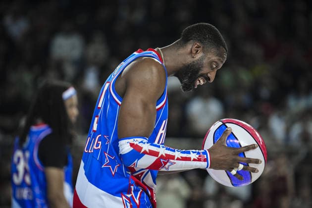 Harlem Globetrotters perform in Ankara as part of centenary tour ANKARA, TURKIYE - APRIL 4: Harlem Globetrotters, the American basketball team known as the exhibition basketball team, perform a show as part of their 100th-anniversary tour at the Ankara Sports Hall in Ankara, Turkiye on April 4, 2026. Dilara Irem Sancar Anadolu Ankara Turkey. Editorial use only. Please get in touch for any other usage.  Copyright: x2026xAnadoluxDilaraxÄ°remxSancarx
