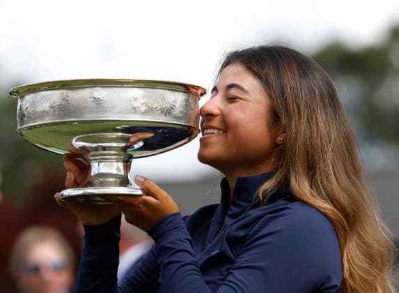 Maria Jose Marin of Colombia celebrates holds the ANWA championship Trophy after the final round of the Augusta National Women s Amateur at Augusta National Golf Club on Saturday, April 4, 2026 in Augusta, Georgia. Marin won the Augusta National Women s Amateur with a score of 14 under par.  AUG20260404103 JOHNxANGELILLO