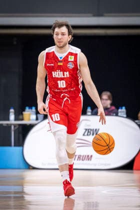 Barmer 2. Basketball Bundesliga ProA: Bayer Giants Leverkusen vs. RheinStars Koeln, 04.04.26 Leverkusen, 04.04.26 - Haris Hujic (RheinStars Köln, 10) während des Spiels der Barmer 2. Basketball Bundesliga ProA: Bayer Giants Leverkusen vs. RheinStars Koeln in der Ostermann Arena in Leverkusen. Copyright: xBEAUTIFULxSPORTS LeahxKohringx