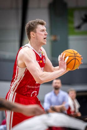 Barmer 2. Basketball Bundesliga ProA: Bayer Giants Leverkusen vs. RheinStars Koeln, 04.04.26 Leverkusen, 04.04.26 - Björn Rohwer (RheinStars Köln, 15) während des Spiels der Barmer 2. Basketball Bundesliga ProA: Bayer Giants Leverkusen vs. RheinStars Koeln in der Ostermann Arena in Leverkusen. Copyright: xBEAUTIFULxSPORTS LeahxKohringx