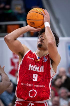 Barmer 2. Basketball Bundesliga ProA: Bayer Giants Leverkusen vs. RheinStars Koeln, 04.04.26 Leverkusen, 04.04.26 - Maximilian Begue (RheinStars Köln, 9) während des Spiels der Barmer 2. Basketball Bundesliga ProA: Bayer Giants Leverkusen vs. RheinStars Koeln in der Ostermann Arena in Leverkusen. Copyright: xBEAUTIFULxSPORTS LeahxKohringx