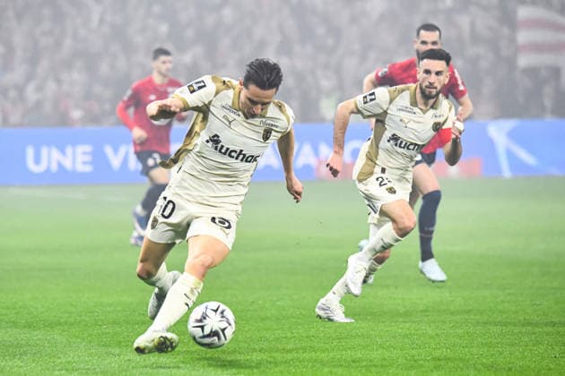 FOOTBALL : Lille OSC vs RC Lens - Ligue 1 - JournÃ e 28 - 04 04 2026 Florian Thauvin (RC Lens) LilleFrance  Copyright: xBaptistexAutissierx