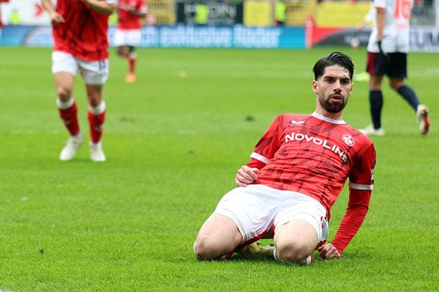 04.04.2026, xrekx, Fussball 2.Bundesliga, 1.FC Kaiserslautern - Fortuna Düsseldorf v.l. Torjubel nach dem Tor zum celebrating the goal celebrate 2:0 durch Semih Sahin (1.FC Kaiserslautern) (DFL DFB REGULATIONS PROHIBIT ANY USE OF PHOTOGRAPHS as IMAGE SEQUENCES and or QUASI-VIDEO) Kaiserslautern