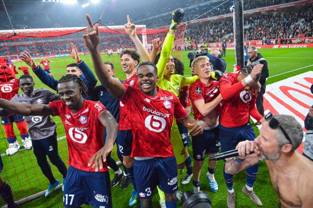 FOOTBALL : Lille OSC vs RC Lens - Ligue 1 - JournÃ e 28 - 04 04 2026 Joie des joueurs du LOSC apres la victoire contre le RC Lens LilleFrance  Copyright: xBaptistexAutissierx
